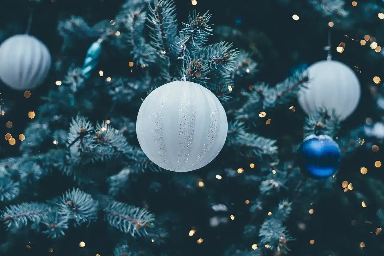 Christmas Self-Care: A Cheat-Sheet For Staying Sane During December